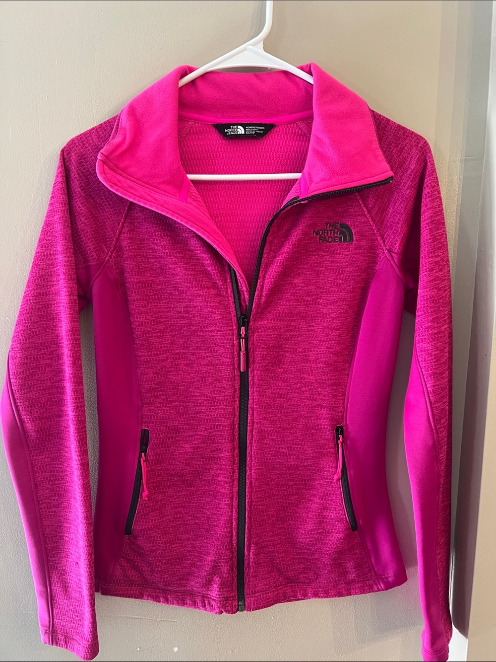 The North Face Women’s Hot Pink Full-Zip Fleece Jacket
